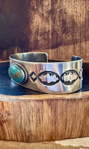 BUFFALO DANCER Turquoise & Sterling Silver Cuff • 52g