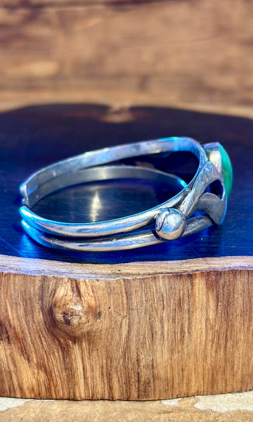 VINTAGE 60s/70s Silver and Turquoise Cuff