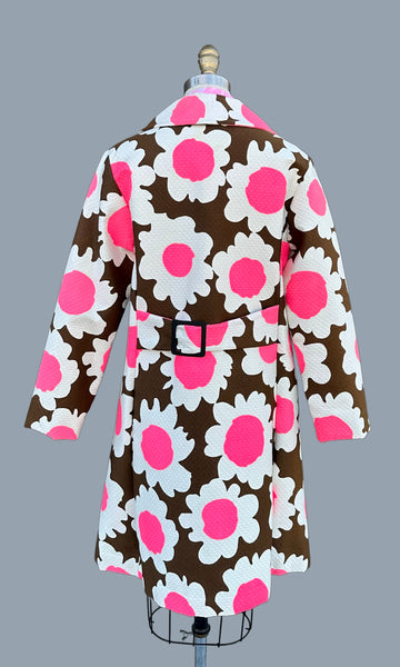 DEADSTOCK Vintage 60s Quilted Flower Coat • Medium