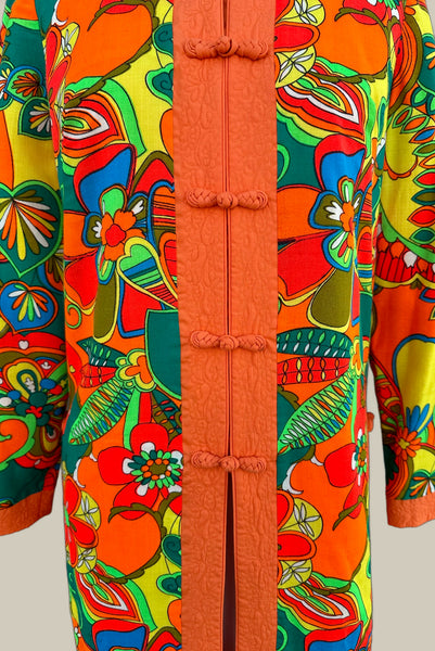 CHARLES & CO VINTAGE 60s Psychedelic Kimono • Medium