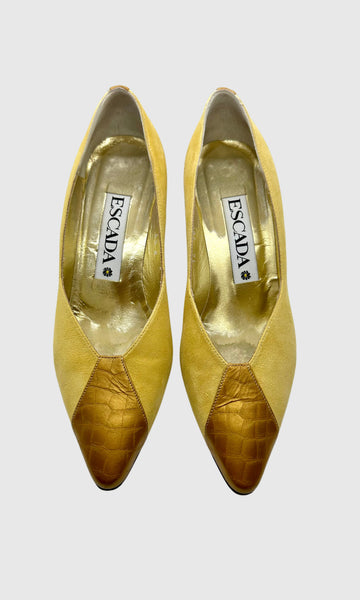 GOLD ESCADA HEELS • Women's size US 6.5