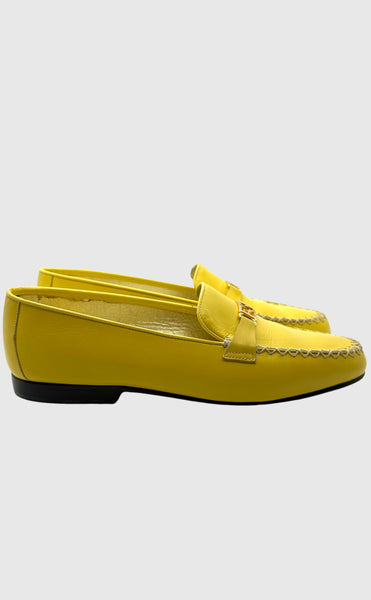 MELLOW YELLOW ESCADA LOAFERS • Women's size US 6.5