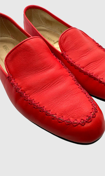 RADIANT RED ESCADA LOAFERS • Women's size US 6.5