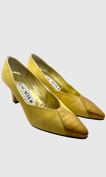 GOLD ESCADA HEELS • Women's size US 6.5