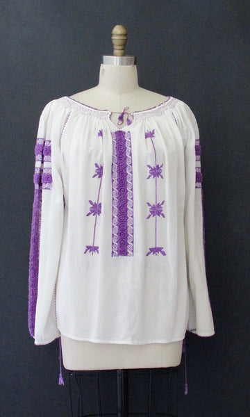 NICE FOLKS 1970s Hand Embroidered Romanian Peasant Top, Sz Small/Med