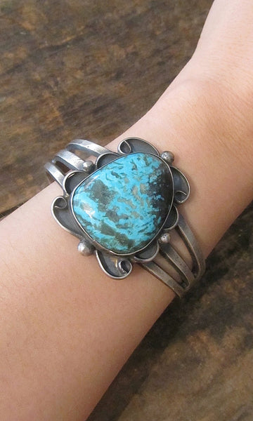TURQUOISE ROCKS Chimney Butte 60g Sterling Cuff