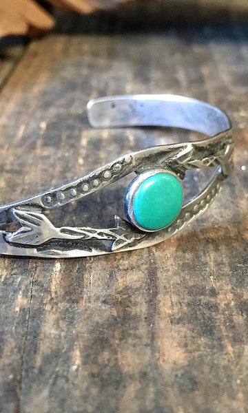 BOW AND ARROWS 1930s Native American Sterling Silver & Turquoise Bracelet