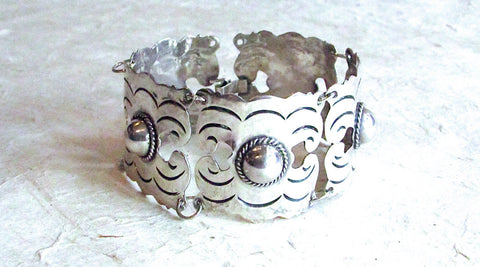 Vintage 40s Bracelet | 1940s Mexican Silver Aztec Geo Link Silver | Mexico, Signed Jewelry Mayan Southwest Boho, VlV Rockabilly